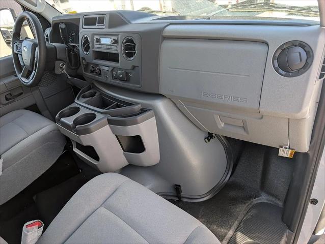 2026 Ford E-350 Cutaway E-Series Cutaway