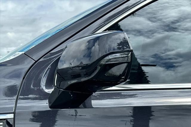 2024 GMC Yukon 4WD Denali