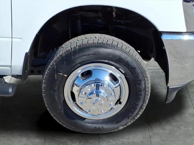 2026 Ram 3500 Tradesman Crew Cab 4x4 8' Box