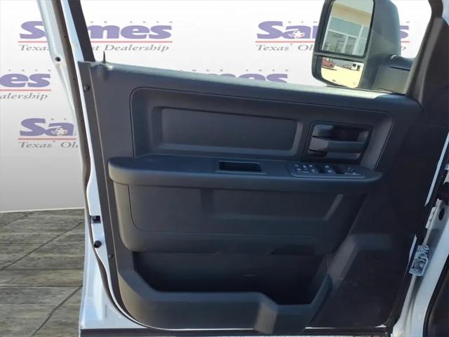 2026 Ram 3500 Tradesman Crew Cab 4x4 8' Box