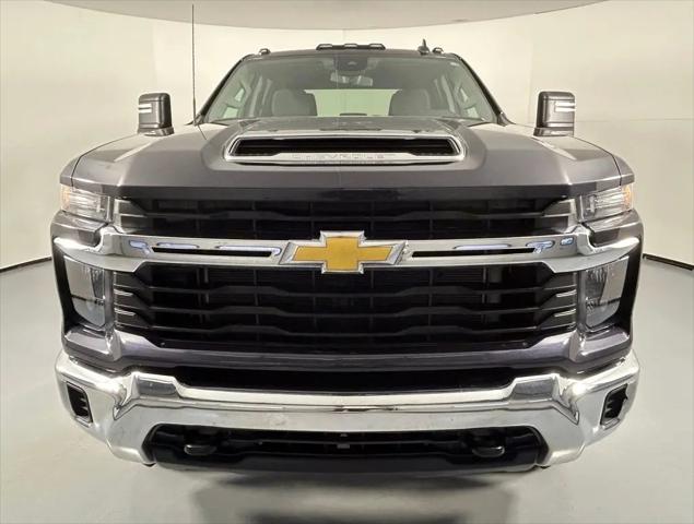 2024 Chevrolet Silverado 3500HD 4WD Crew Cab Standard Bed LT