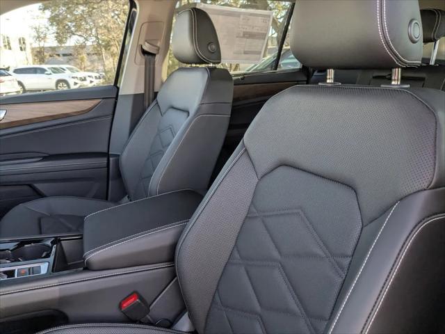 2026 Volkswagen Atlas SE with Technology