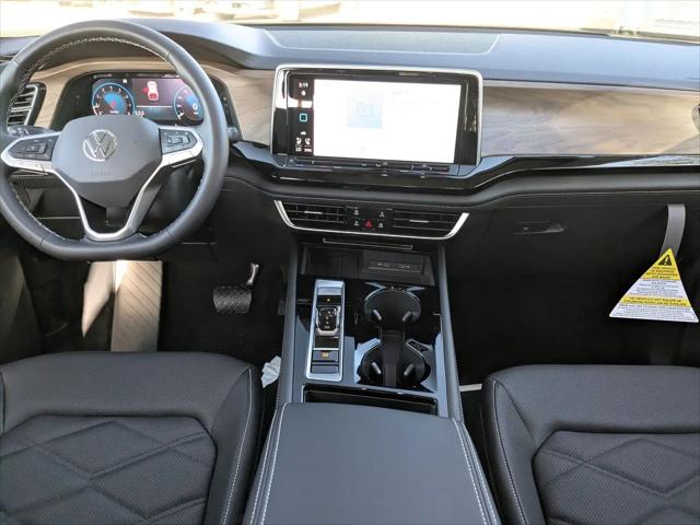 2026 Volkswagen Atlas SE with Technology