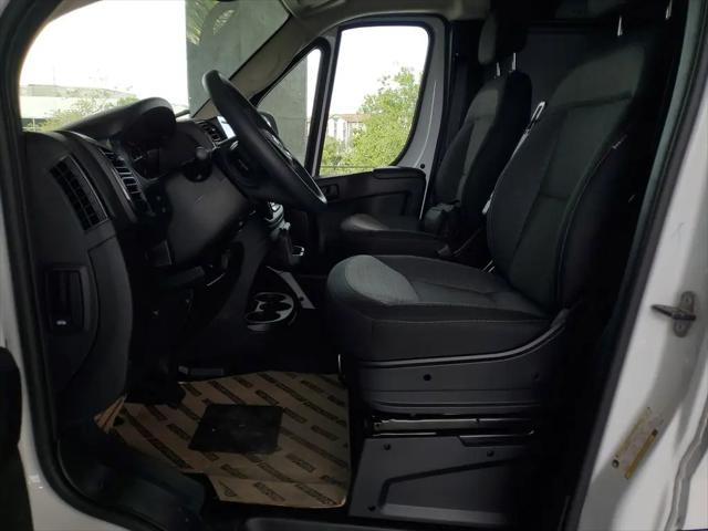 2026 Ram ProMaster Cargo Van Tradesman Low Roof 118" WB w/Pass Seat