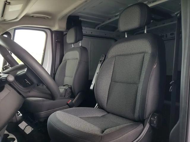 2026 Ram ProMaster Cargo Van Tradesman Low Roof 118" WB w/Pass Seat