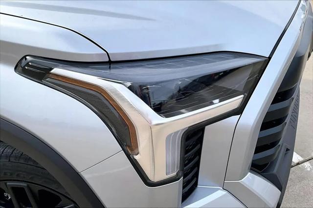 2026 Toyota Tundra SR5 CrewMax 5.5' Bed