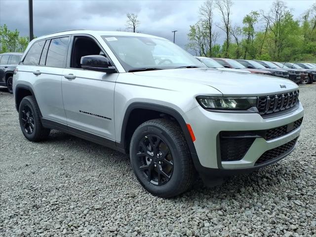 2026 Jeep Grand Cherokee Altitude 4x4
