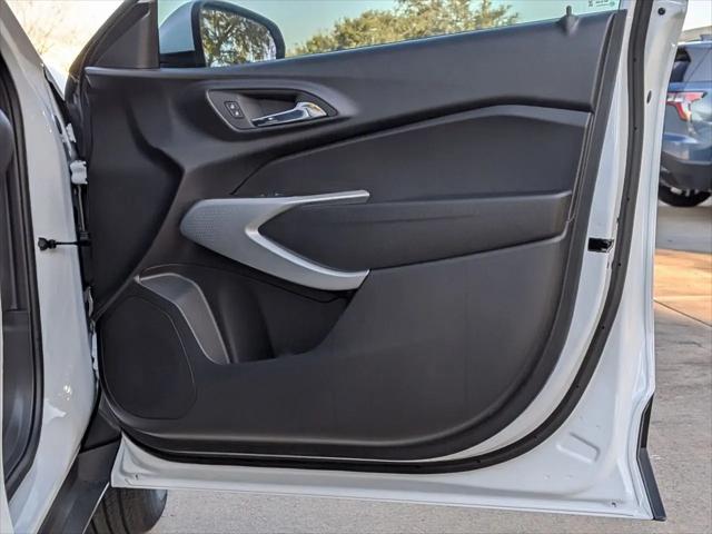 2026 Chevrolet Trax FWD LS