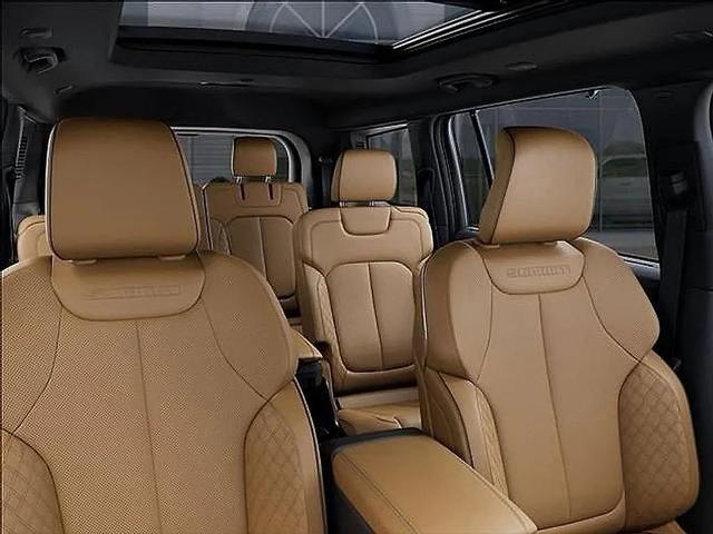 2025 Jeep Grand Cherokee L Summit Reserve 4x4