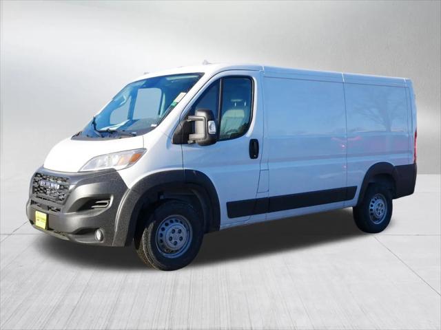 2026 Ram ProMaster 2500 Cargo Van Tradesman Low Roof 136" WB w/Pass Seat