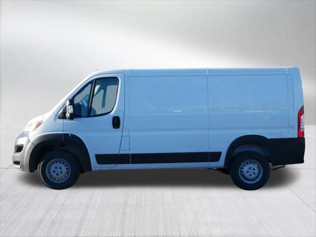 2026 Ram ProMaster 2500 Cargo Van Tradesman Low Roof 136" WB w/Pass Seat