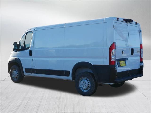 2026 Ram ProMaster 2500 Cargo Van Tradesman Low Roof 136" WB w/Pass Seat