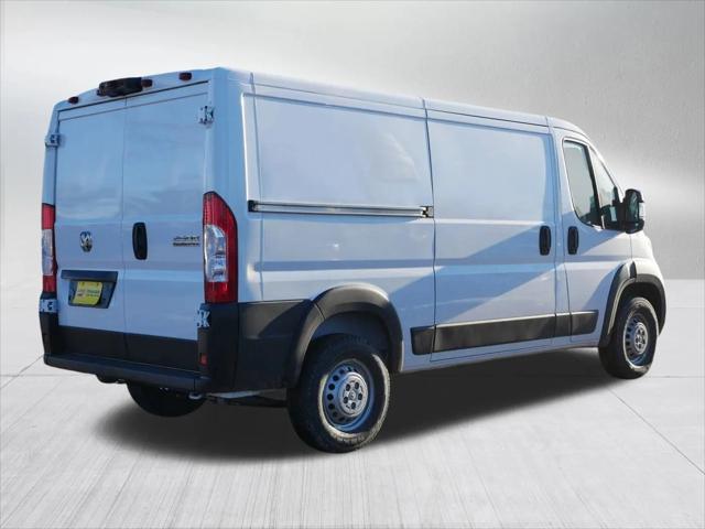 2026 Ram ProMaster 2500 Cargo Van Tradesman Low Roof 136" WB w/Pass Seat