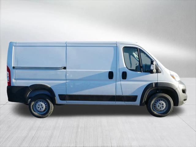 2026 Ram ProMaster 2500 Cargo Van Tradesman Low Roof 136" WB w/Pass Seat