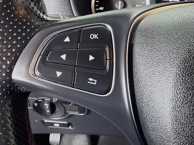 2021 Mercedes-Benz Metris Standard