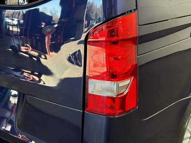 2021 Mercedes-Benz Metris Standard