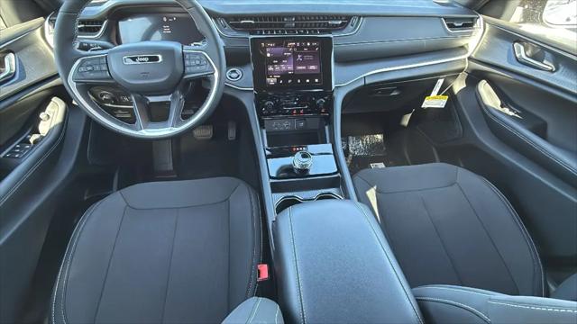 2026 Jeep Grand Cherokee L Altitude 4x4
