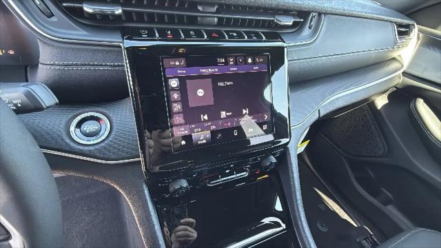 2026 Jeep Grand Cherokee Altitude 4x4