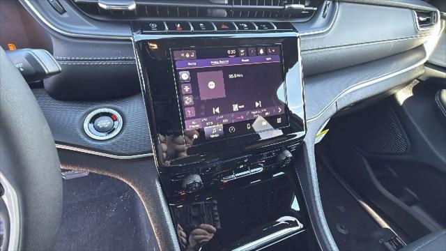 2026 Jeep Grand Cherokee Altitude 4x4