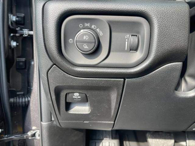 2026 Ram 1500 Big Horn Quad Cab 4x4 6'4" Box