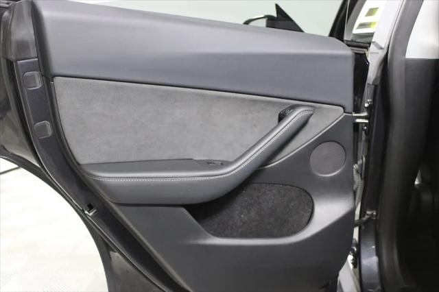 2025 Tesla Model Y Long Range Dual Motor Rear-Wheel Drive