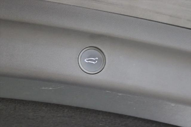 2025 Tesla Model Y Long Range Dual Motor Rear-Wheel Drive