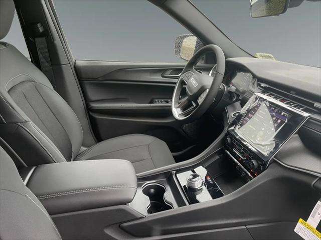 2026 Jeep Grand Cherokee Altitude 4x2