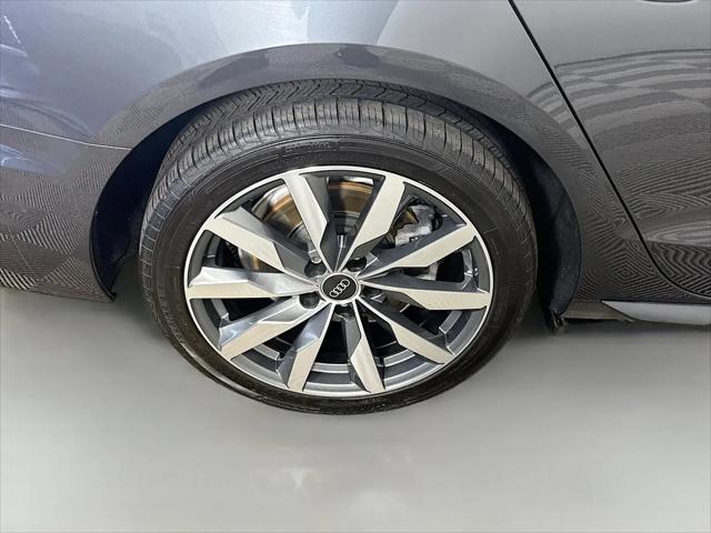 2023 Audi A4 Premium 40 TFSI quattro S tronic