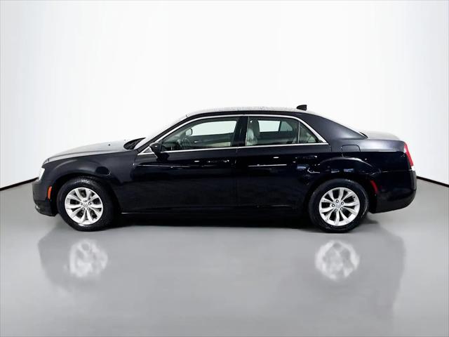 2020 Chrysler 300 Touring