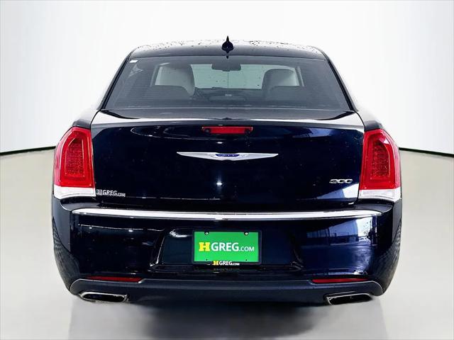 2020 Chrysler 300 Touring