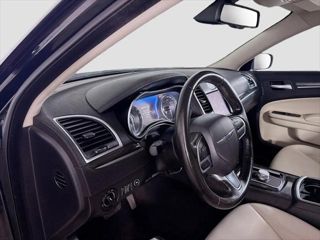 2020 Chrysler 300 Touring