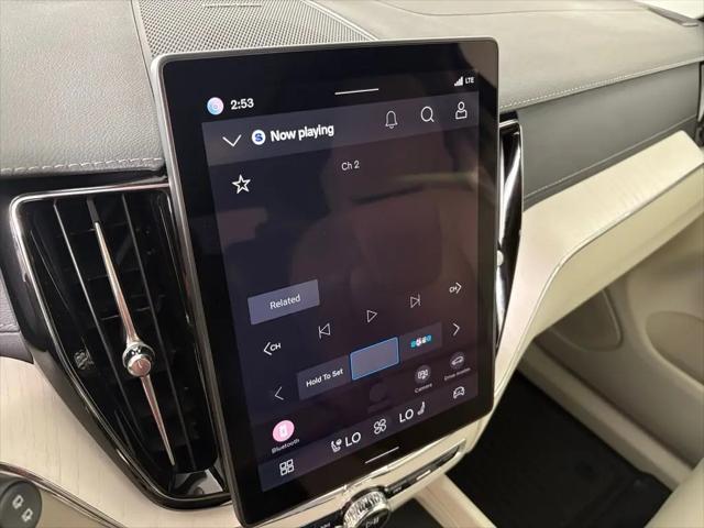 2026 Volvo XC60 B5 Ultra