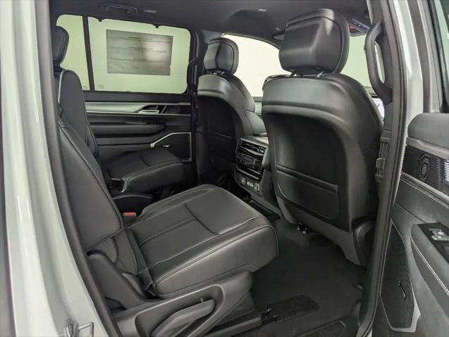2026 Jeep Grand Wagoneer Limited Altitude 4x4