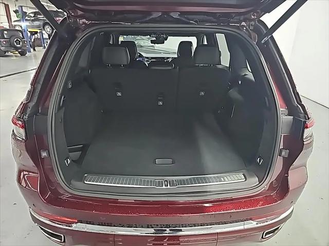 2023 Jeep Grand Cherokee Overland 4x4