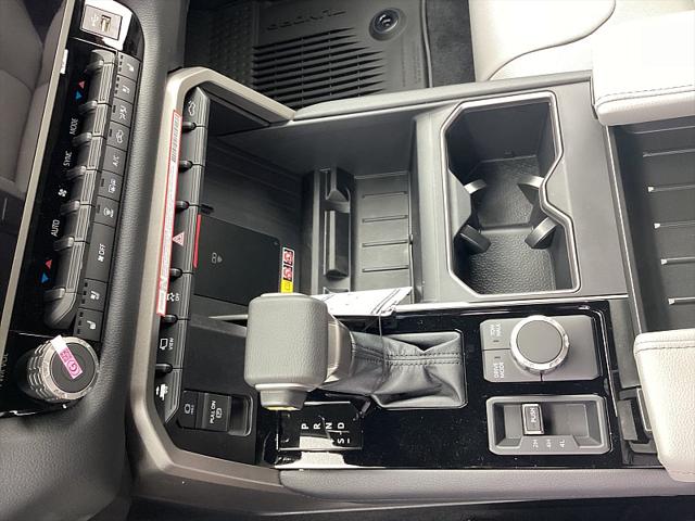 2026 Toyota Tundra Limited CrewMax 5.5' Bed