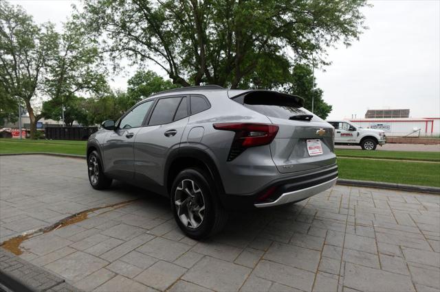 2025 Chevrolet Trax FWD LT