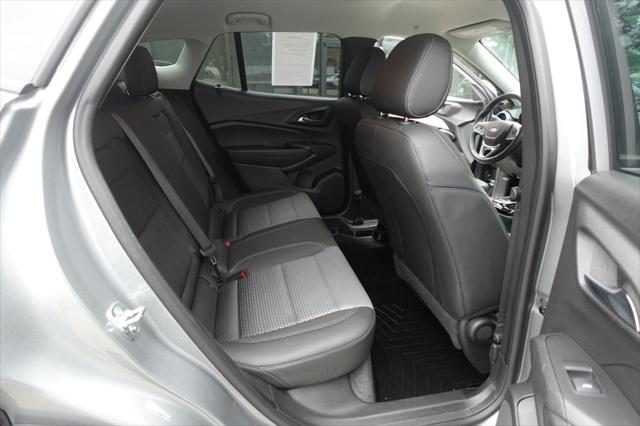 2025 Chevrolet Trax FWD LT