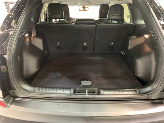 2023 Jeep Cherokee Altitude Lux 4x4