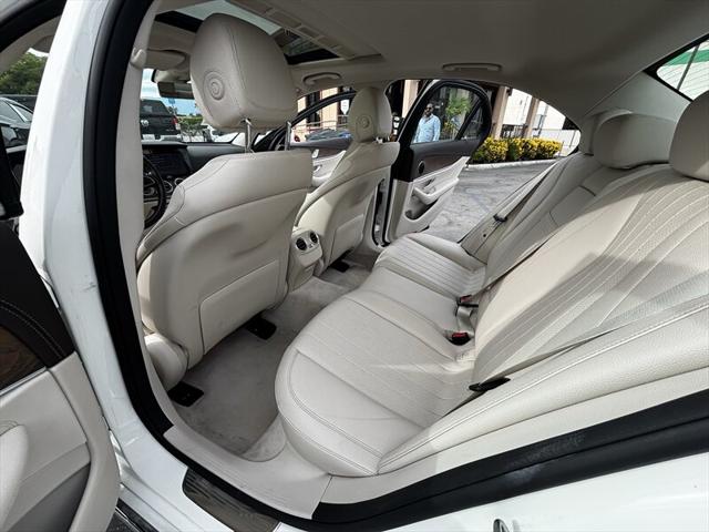 2017 Mercedes-Benz E-CLASS E 300 E 300 Luxury Sedan