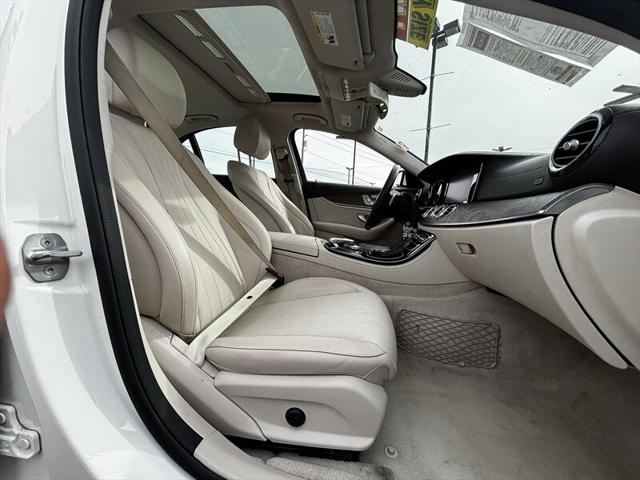 2017 Mercedes-Benz E-CLASS E 300 E 300 Luxury Sedan