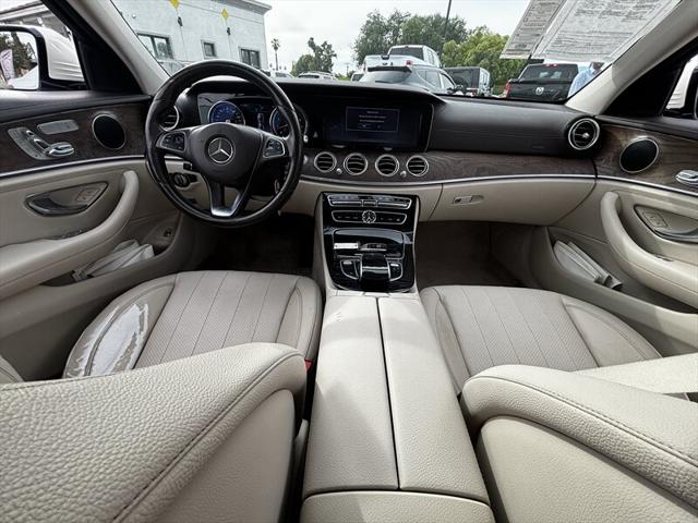 2017 Mercedes-Benz E-CLASS E 300 E 300 Luxury Sedan