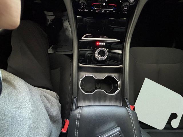 2024 Jeep Grand Cherokee L Laredo 4x4