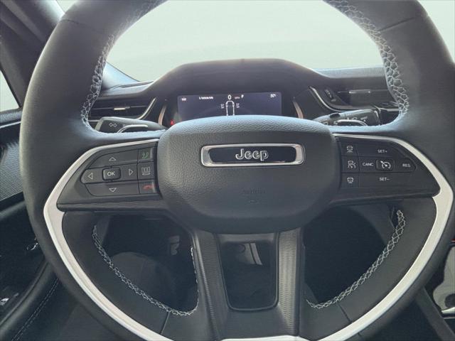 2024 Jeep Grand Cherokee L Laredo 4x4