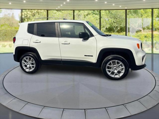 2023 Jeep Renegade Latitude 4x4