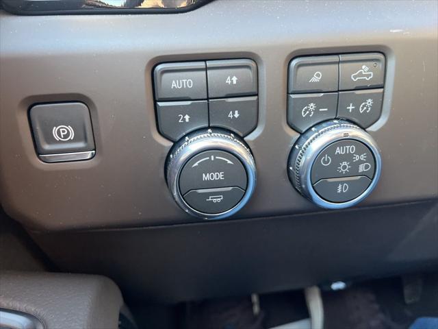 2026 GMC Sierra 2500HD Crew Cab, Standard Bed, Denali, 4WD