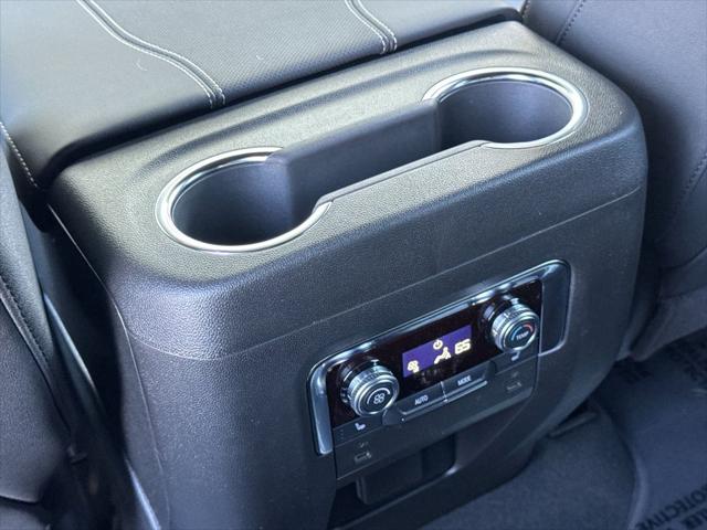 2026 GMC Yukon XL 4WD Elevation