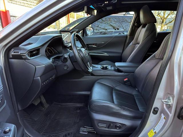 2023 Toyota Venza Limited [15]