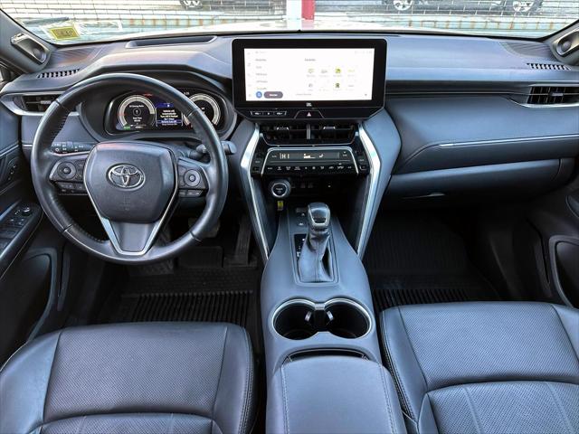 2023 Toyota Venza Limited [17]
