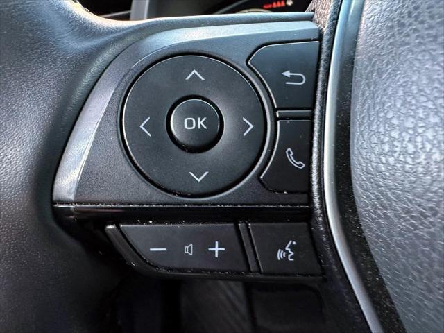 2023 Toyota Venza Limited [32]