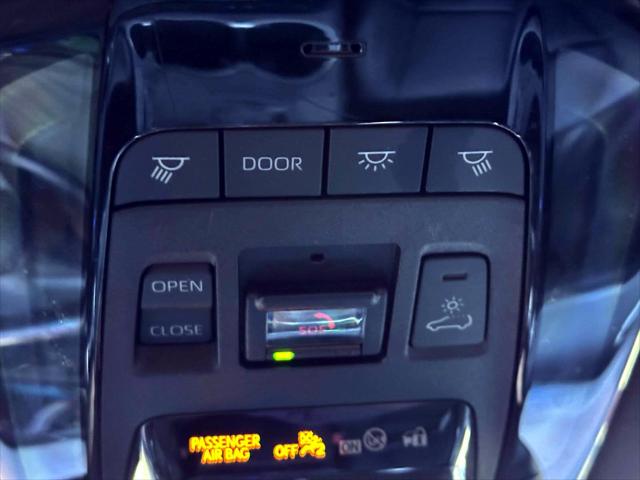 2023 Toyota Venza Limited [35]